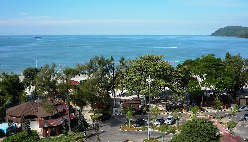 Langgura Baron Resort Pantai Cenang  Kültér fotó