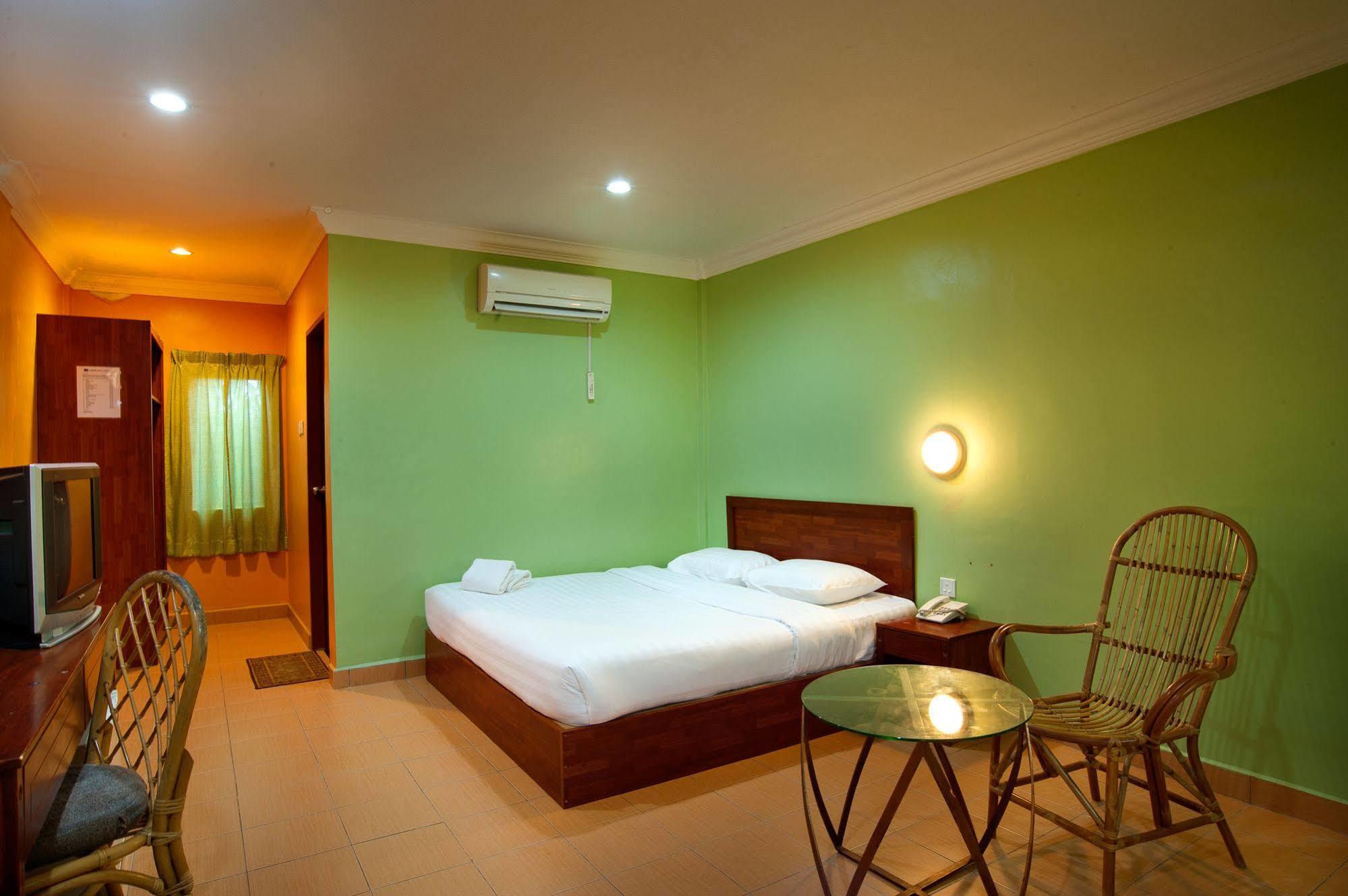 Langgura Baron Resort Pantai Cenang  Kültér fotó