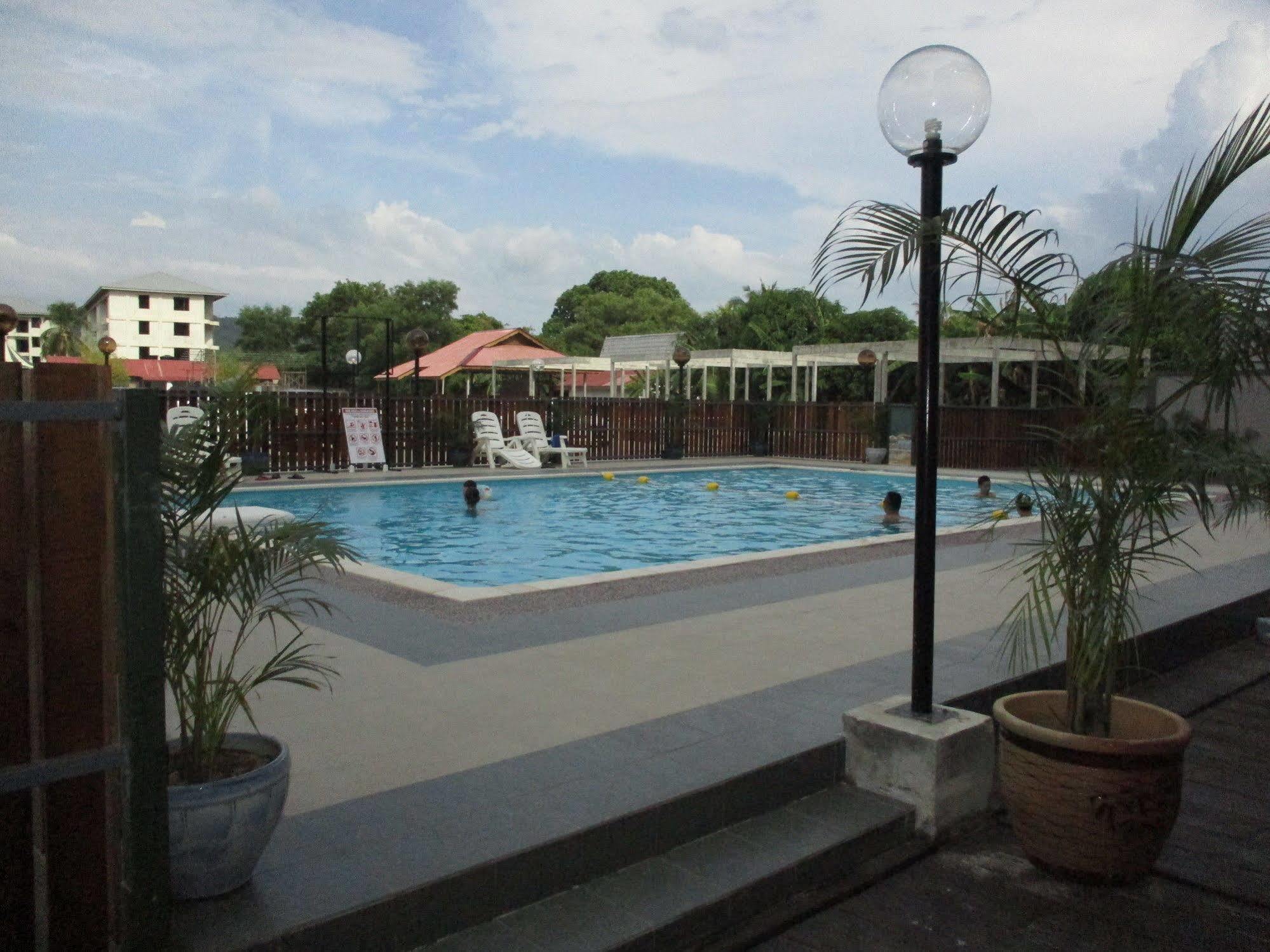 Langgura Baron Resort Pantai Cenang  Kültér fotó