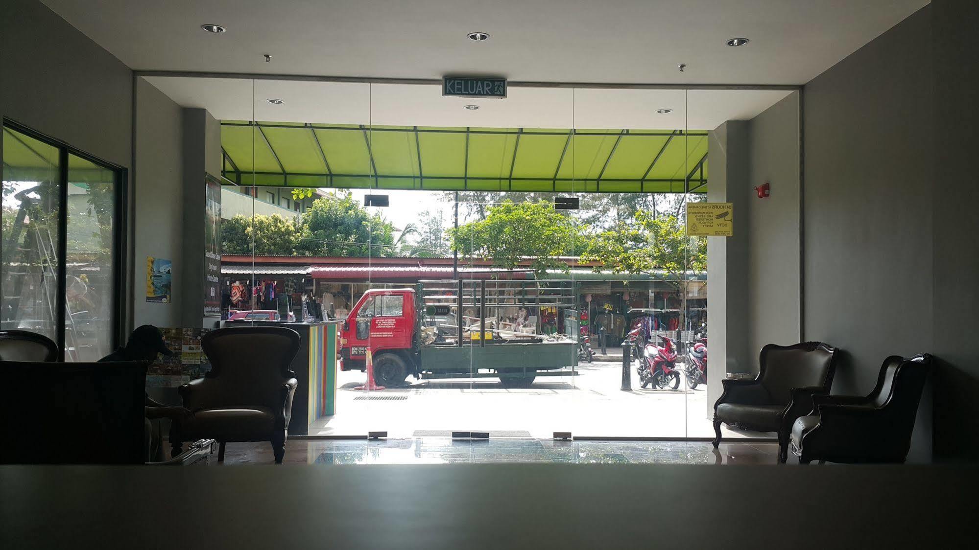 Langgura Baron Resort Pantai Cenang  Kültér fotó